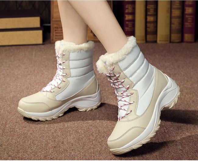 Дамски зимни обувки Ada 1