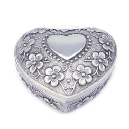 Škatla za nakit s srcem