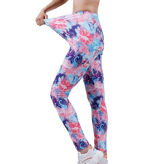 NŐI LEGGINGS Flora 1