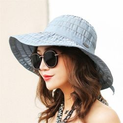 Ženski plažni klobuk
