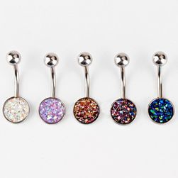 Belly button piercings B013987