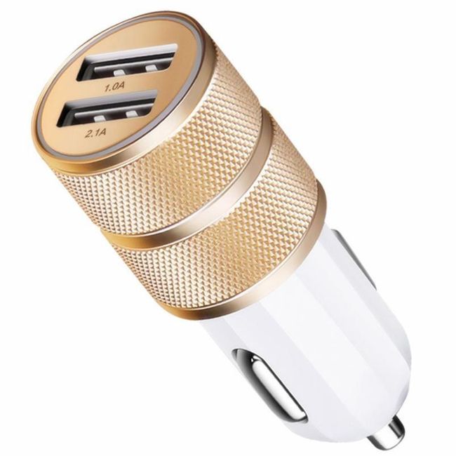 Kvalitní nabíječka do autozapalovače se dvěma USB sloty 1