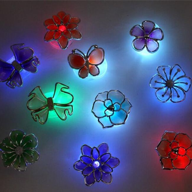 Noční LED světlo na zeď - květiny 1