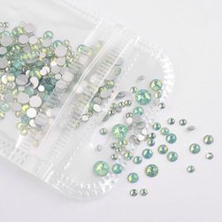 Декоративни кристали за нокти - микс от размери
