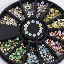 Декоративни кристали за нокти в кутия - повече цветове