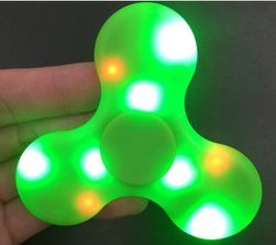 Fidget Spinner z lučkami LED in bluetooth - 4 barve