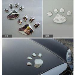 Samolepky na auto v tvare psích labiek