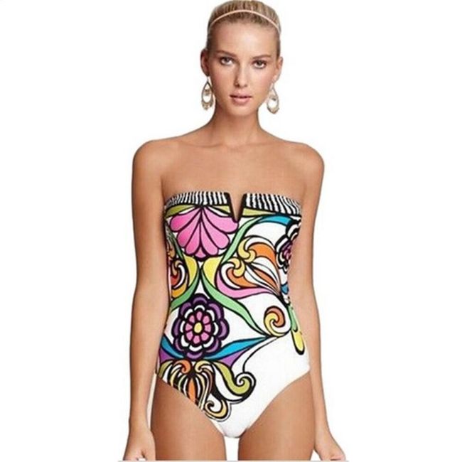 Jednoczęściowy kostium kąpielowy z kwiatowym wzorem i odsłoniętymi plecami 1
