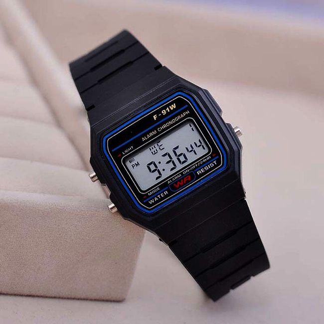 LED hodinky v čiernej farbe - unisex 1