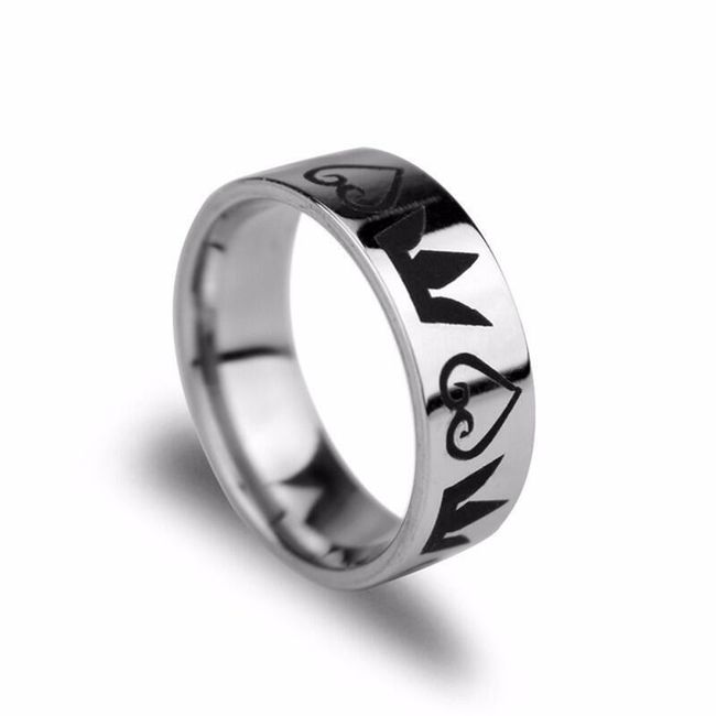 Мъжки пръстен, украсен с корона 1