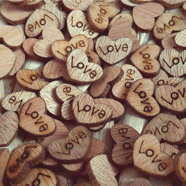 Drvena srca LOVE - 100 komada 1