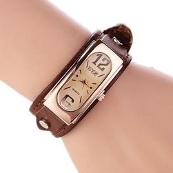 Дамски часовник с издължен циферблат