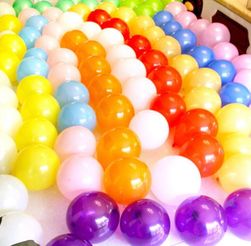 Sada 10 ks lesklých dekorativních nafukovacích balónků