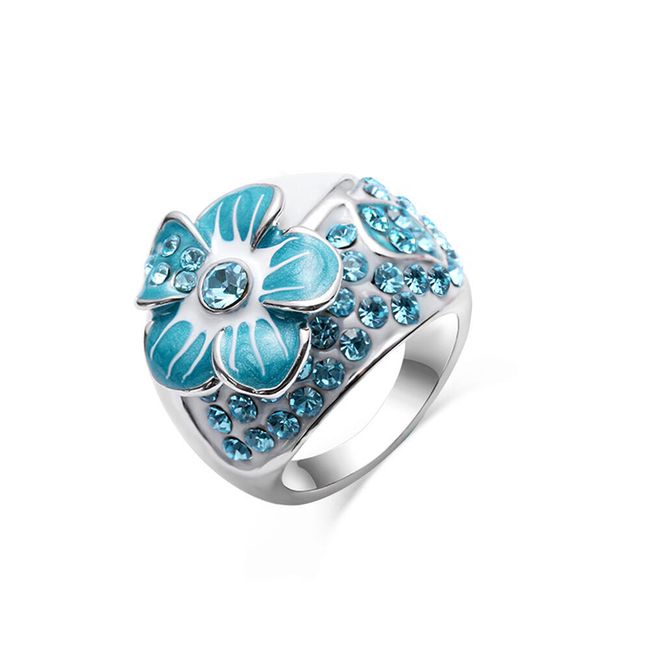 Stylový prsten s květinou a kamínky 1