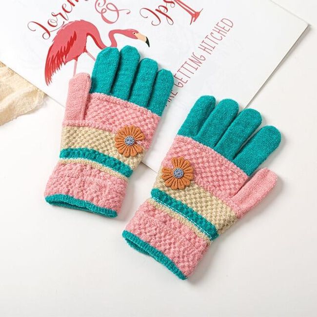 Kids gloves B010821 1