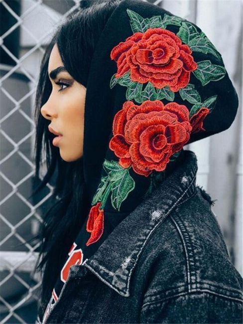 Ženska majica s kapuco z vezenino vrtnice na kapuci - 4 velikosti 1