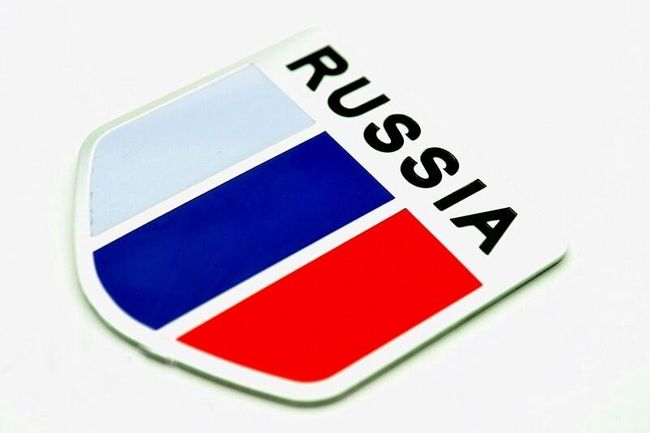 Kovová samolepka na auto - vlajka Ruska 1