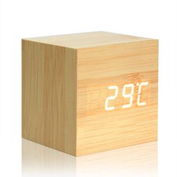 Квадратен будилник с термометър