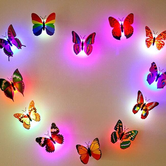Svítící motýlek - dekorace na zeď 1