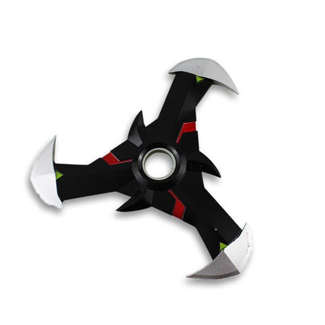 Fidget spinner jako antistresová hračka s designem působícím jako trojitá čepel 1