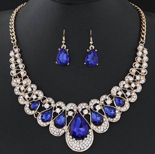 Set upadljive ogrlice sa kamenčićima - 6 boja 1
