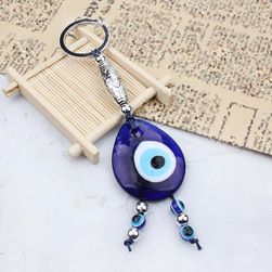 Интересна висулка за ключове - синьо око