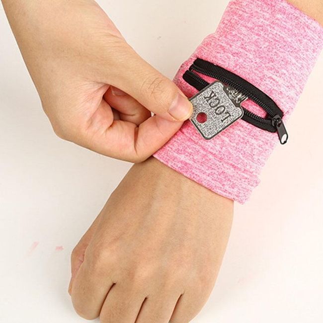 Wrist sweatband with pocket PT5 1