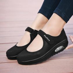 Дамски сандали на платформа Emelin