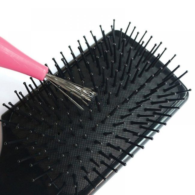 Инструмент за почистване на четки за коса 1