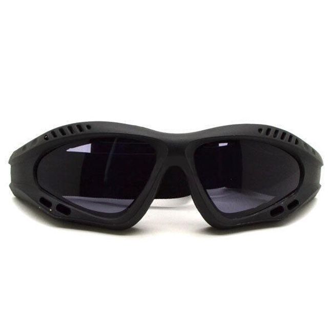 Sportovní brýle s tmavými skly - nejen pro motorkáře 1