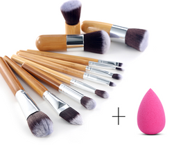 Sada štětců + houbička na make up