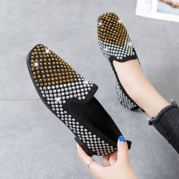 Slip-on damskie buty Chelo