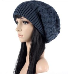 Дамска шапка за зима