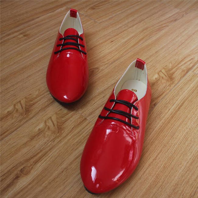 Ženski lakirani nizki čevlji 1