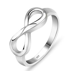 Prsten jednostavnog dizajna - srebrna boja