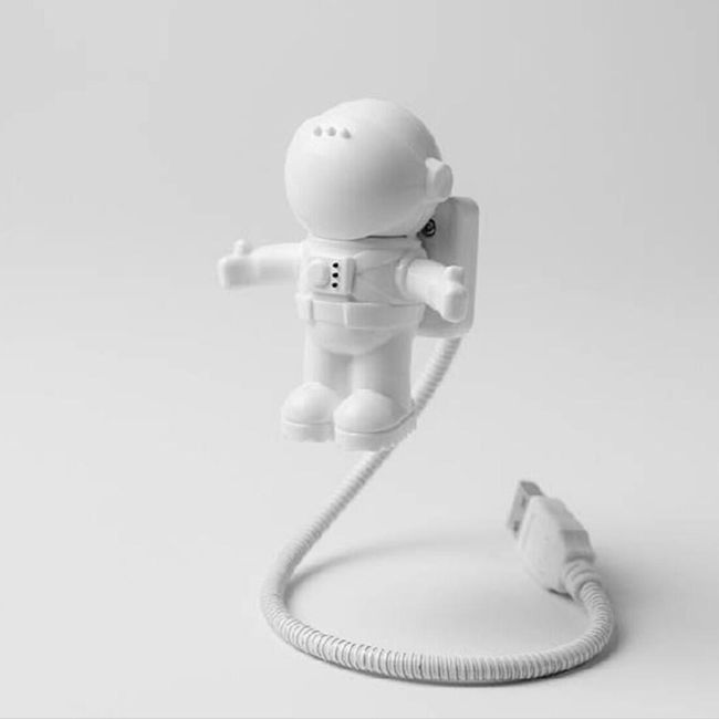 Lampă USB în formă astronaut 1