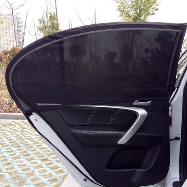 Felhelyezhető napvédő az autó oldalsó ablakára - 2 db 1