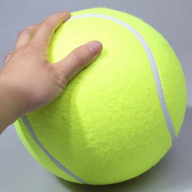 Gigantyczna piłka tenisowa dla psów 1