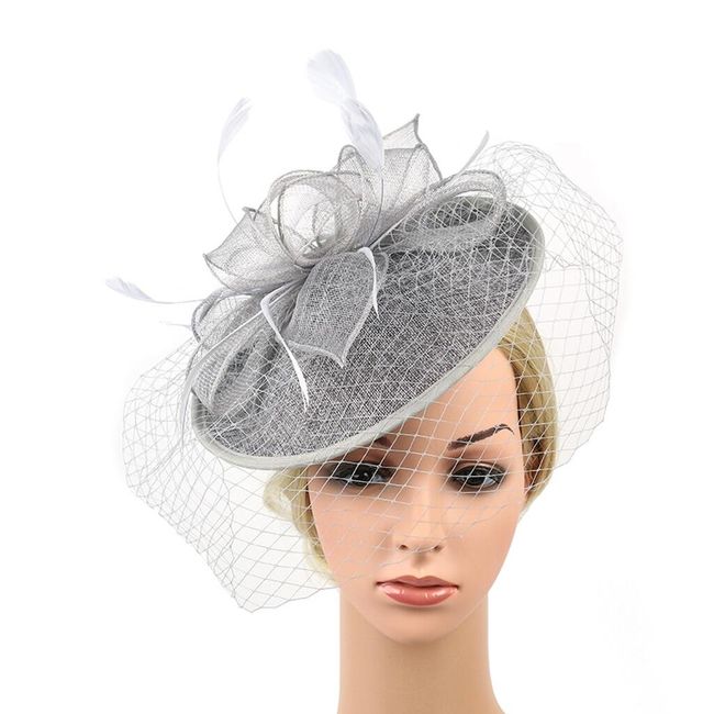 Formal hat with a vail FF8 1
