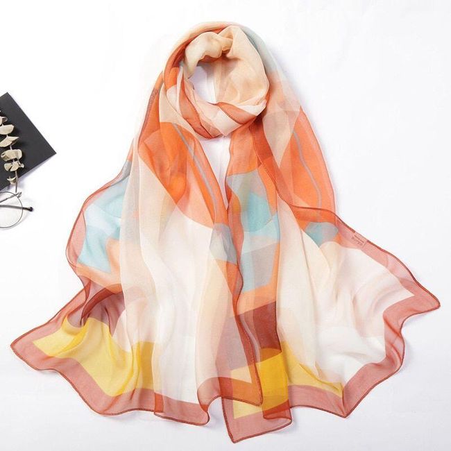 Women's scarf Fernie 1