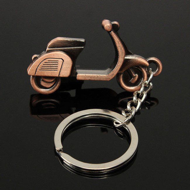 Privezak za ključeve u obliku motocikla 1
