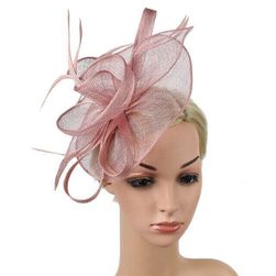 Formal hat with a vail Fifina