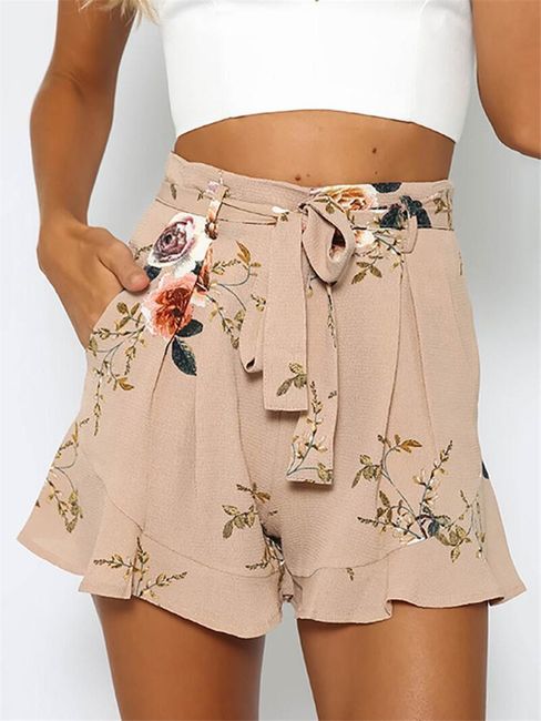 Дамски къси панталони с флорални мотиви 1