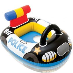 Felfújható úszó rendőrök, tűzoltók vagy repülőgépek