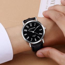Elegancki zegarek z dużymi cyframi - 2 kolory