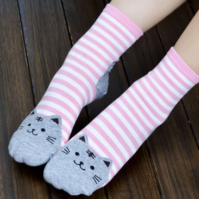 Roztomilé ponožky s mačičkou - 6 farieb 1