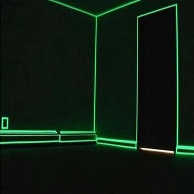 Fluorescenční samolepka v různých velikostech 1