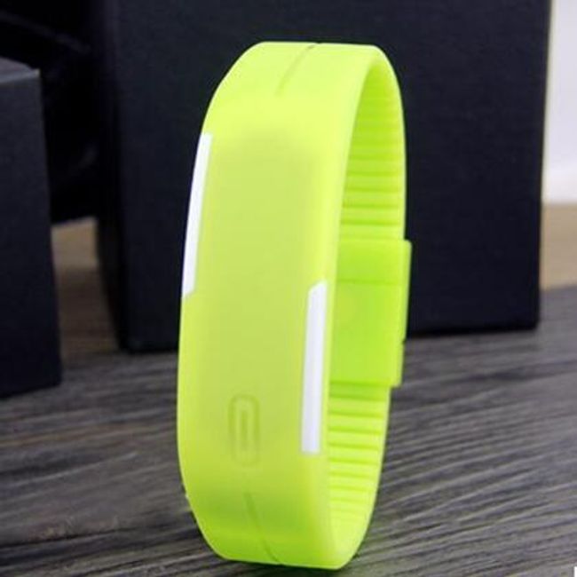 Sportovní LED hodinky zelené 1