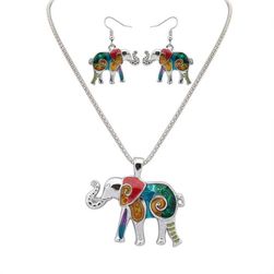 Komplet biżuterii z słoniem w kolorze złotym lub srebrnym