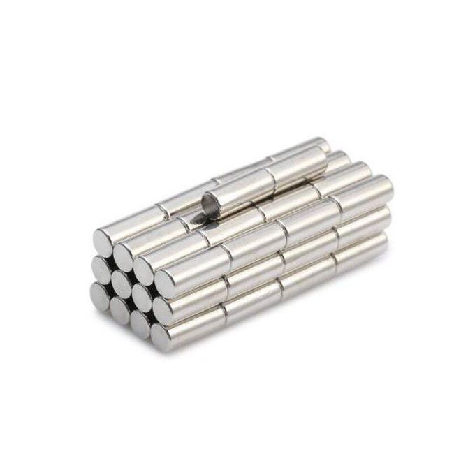 Neodymové magnety 4 x 10 mm - 50 ks 1